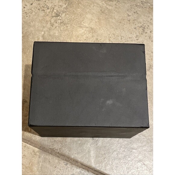 Invicta Limited Edition Marvel Watch Box with Cleaning Cloth - Picture 14 of 16